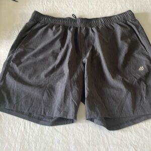 Eddie Bauer drawstring waist nylon shorts - 2 pockets